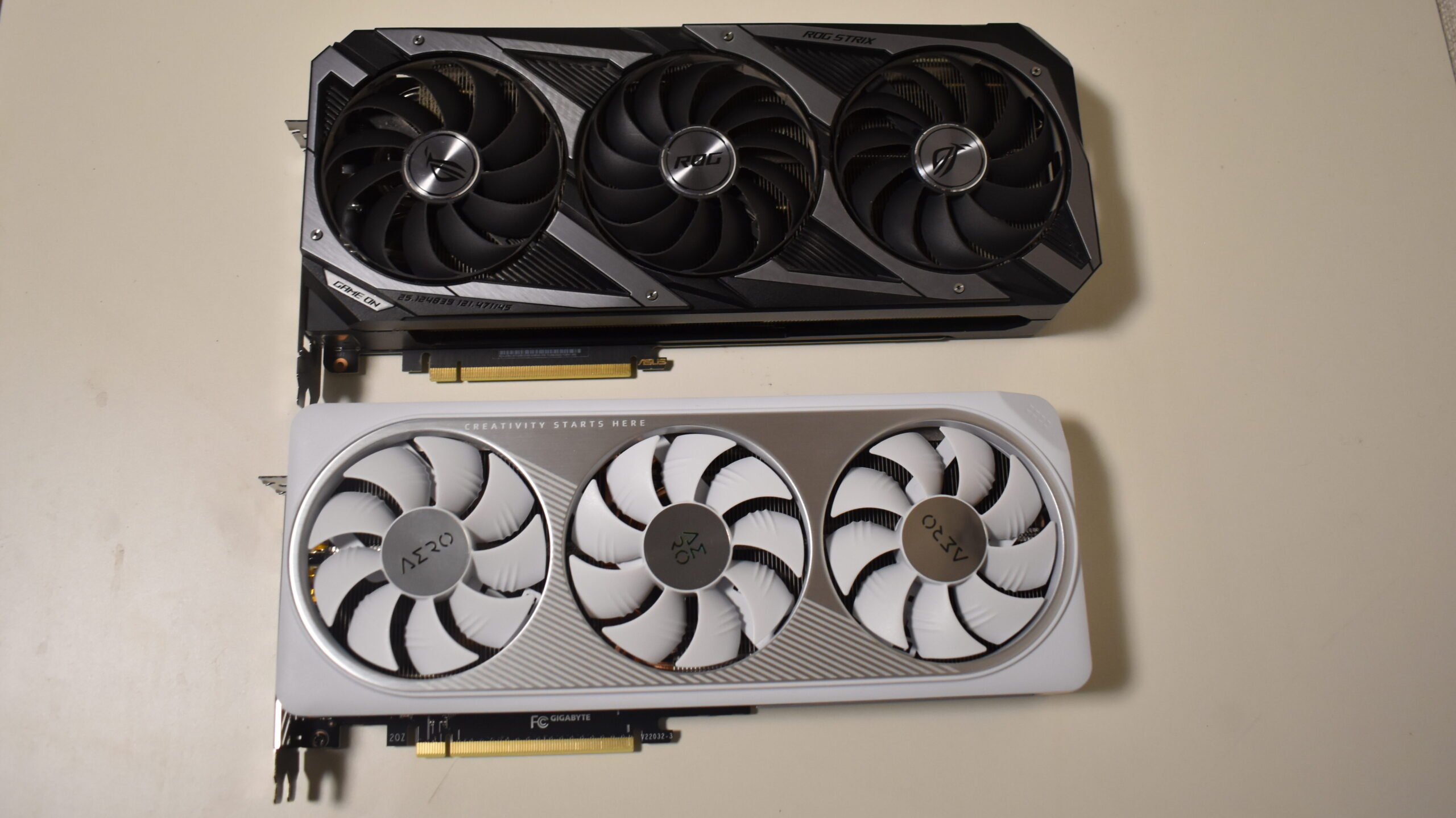 新グラボ『RTX4070 Ti SUPER』を使って白いPCを組むぞ！！